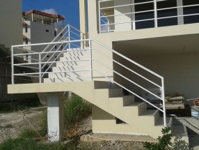 step and balcony